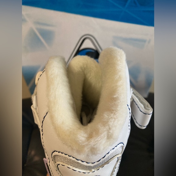 Softec women's skating shoes 7.5 - Picture 5 of 12